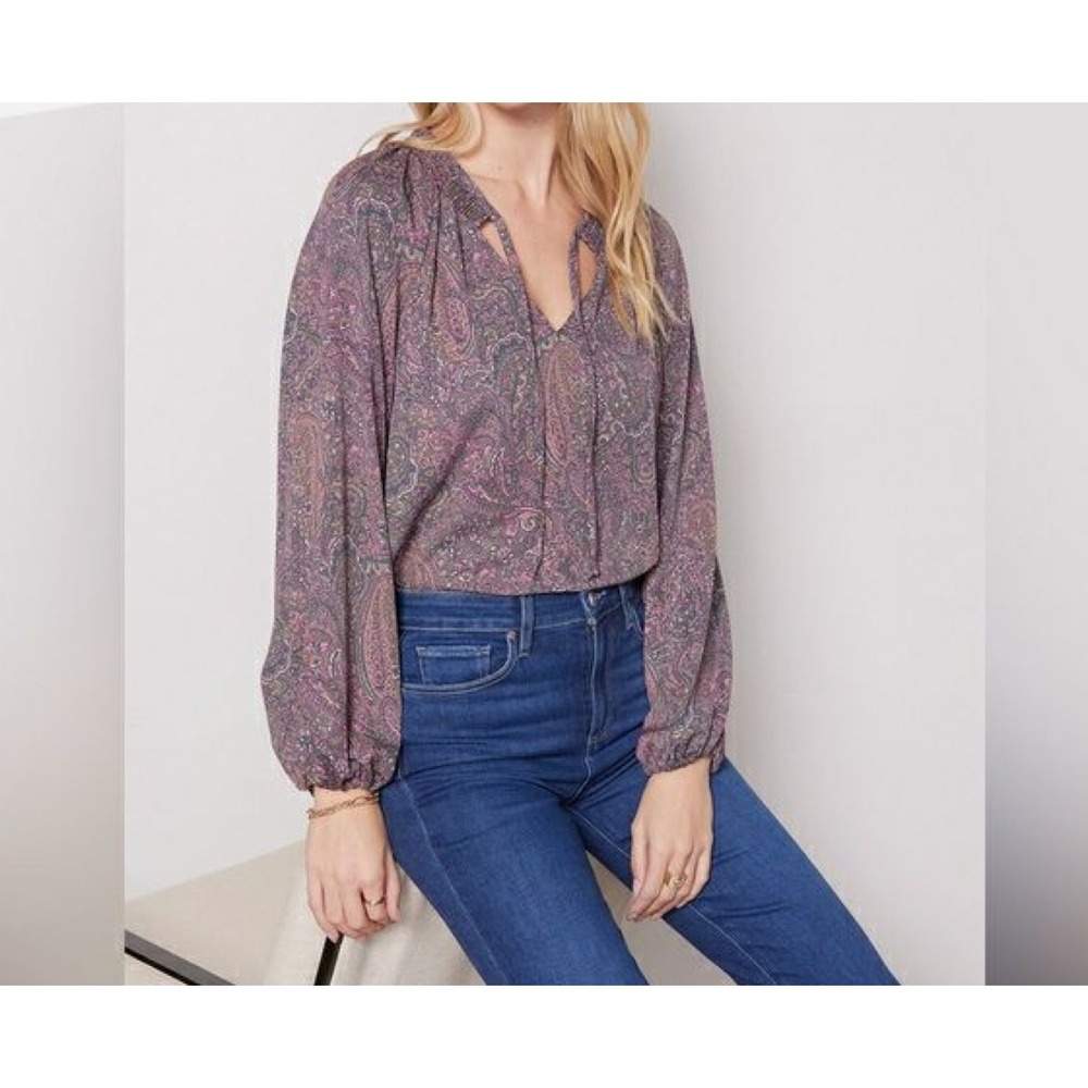 Evereve | Medium | Paisley Print Blouse | Long Sleeve | Smocked Neckline